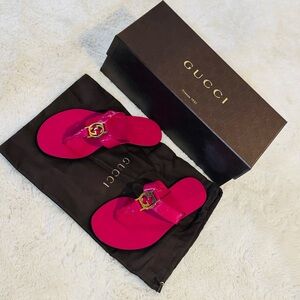 Gucci Women's Vibrant Pink Sandals
